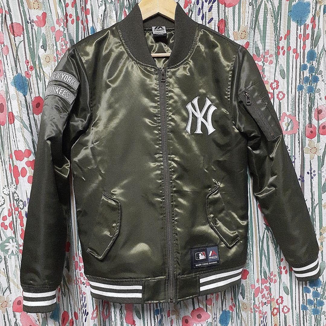 Majestic ニューヨーク・ヤンキース MA-1 ミリタリー スタジャン