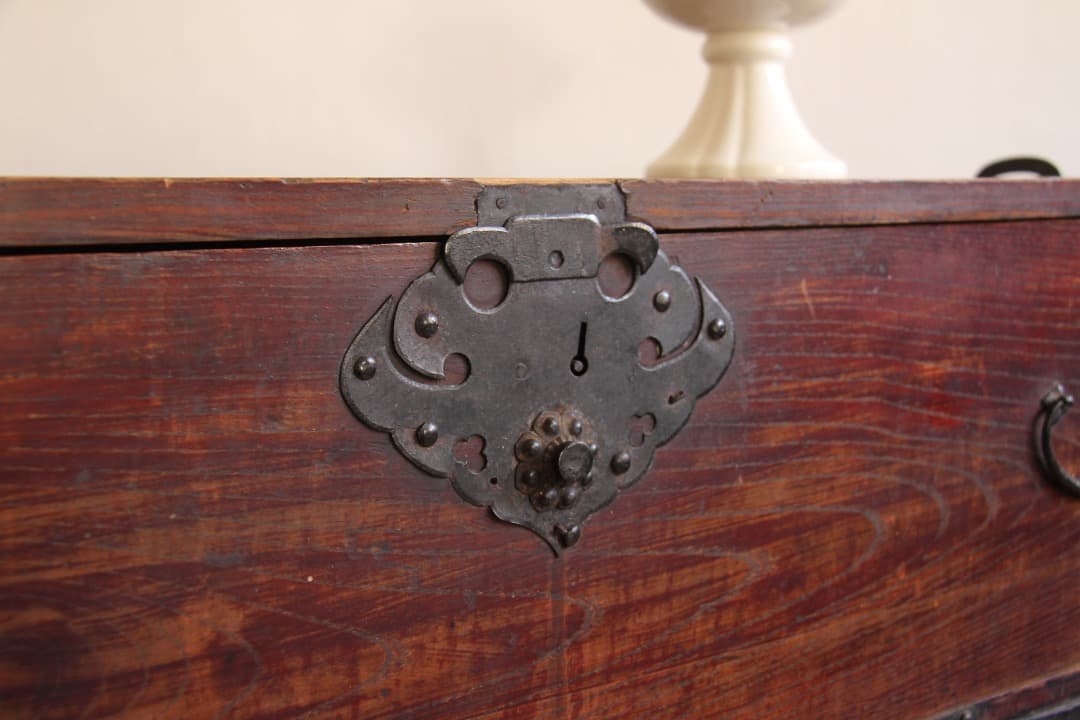 和箪笥　タンス　チェスト　4段　古道具　古家具　ビンテージ　アンティーク　レトロ