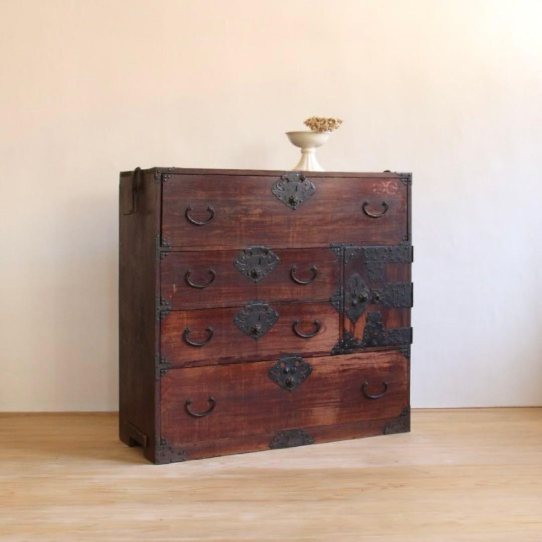 和箪笥　タンス　チェスト　4段　古道具　古家具　ビンテージ　アンティーク　レトロ