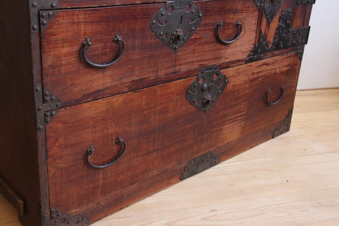 和箪笥　タンス　チェスト　4段　古道具　古家具　ビンテージ　アンティーク　レトロ