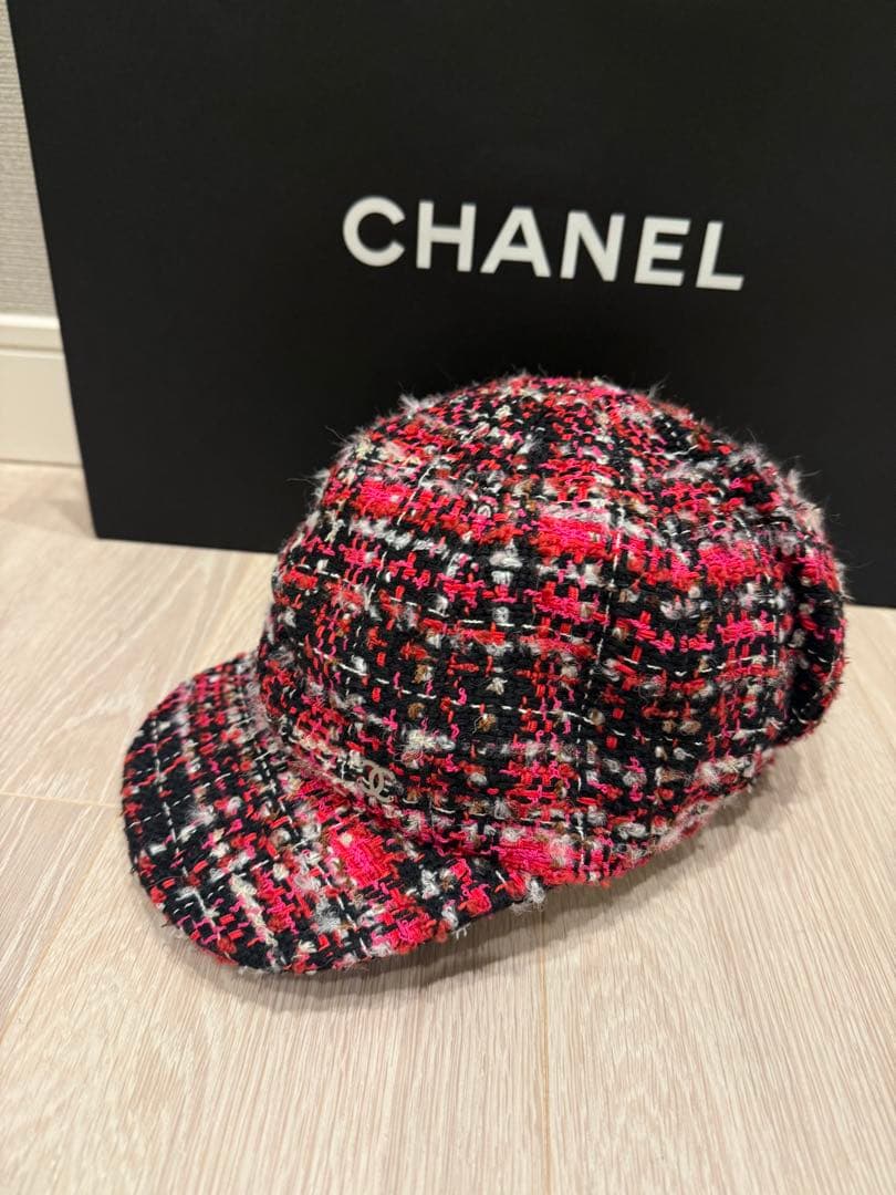 CHANEL ツィードキャスケット