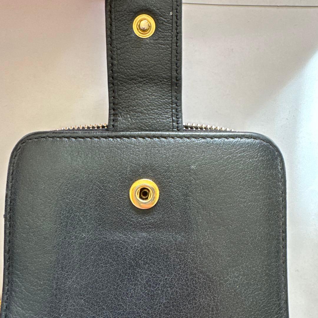 YSL ブラックレザー 二つ折り財布