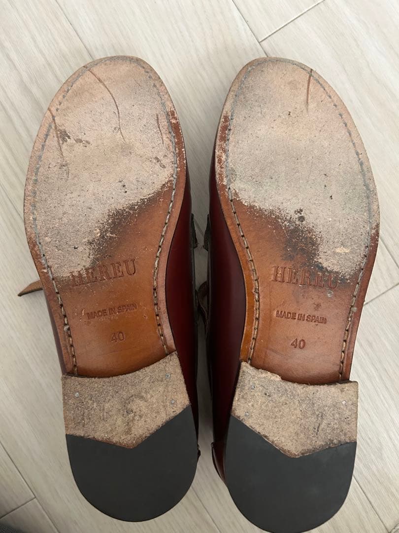HEREU へリュー　MAQUEDAローファー　Tストラップ　バーガンディ　40