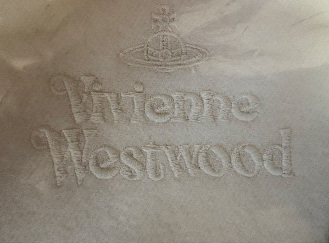 Vivienne Westwood 刺繍ロゴ マフラー ホワイト