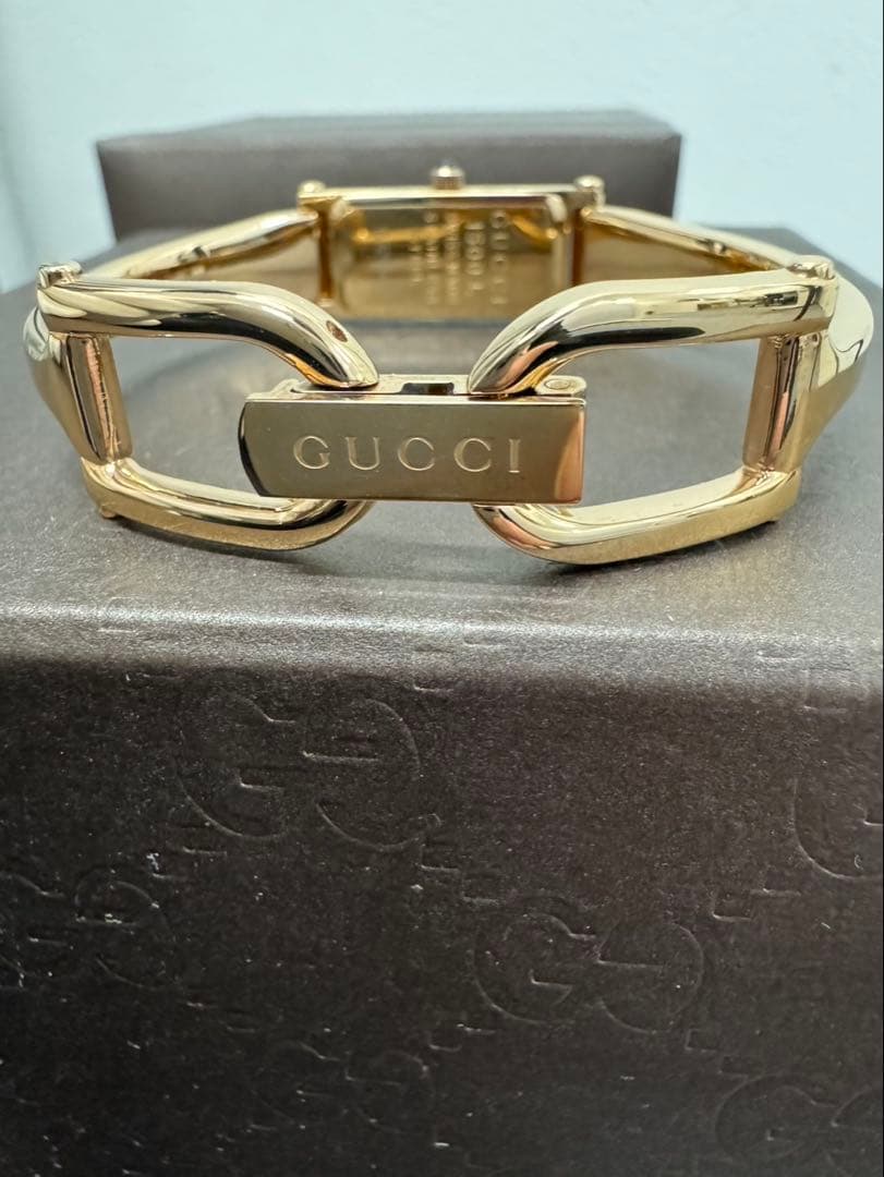 美品GUCCI 1500L ゴールド/ピンクGGシェル文字盤 1Pダイヤ