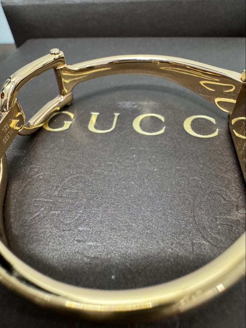 美品GUCCI 1500L ゴールド/ピンクGGシェル文字盤 1Pダイヤ
