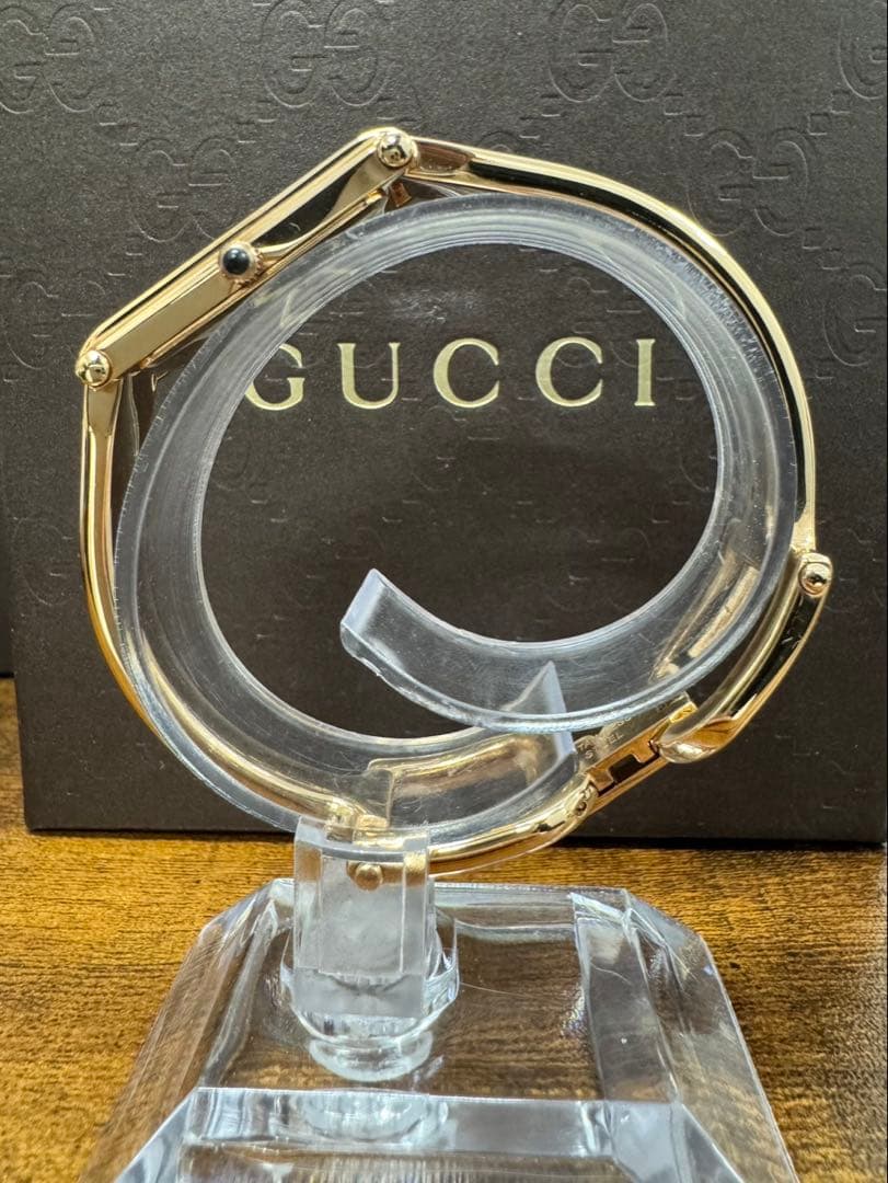 美品GUCCI 1500L ゴールド/ピンクGGシェル文字盤 1Pダイヤ