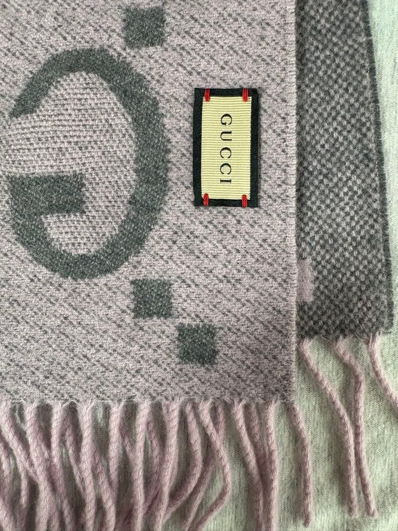 カシミヤ　GUCCI GGロゴ フリンジ付きマフラー