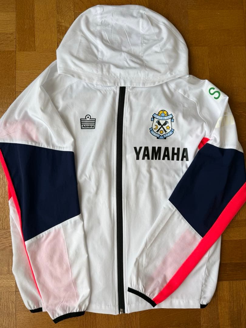 【最終値下げ】ジュビロ磐田 ジップパーカー Admiral
