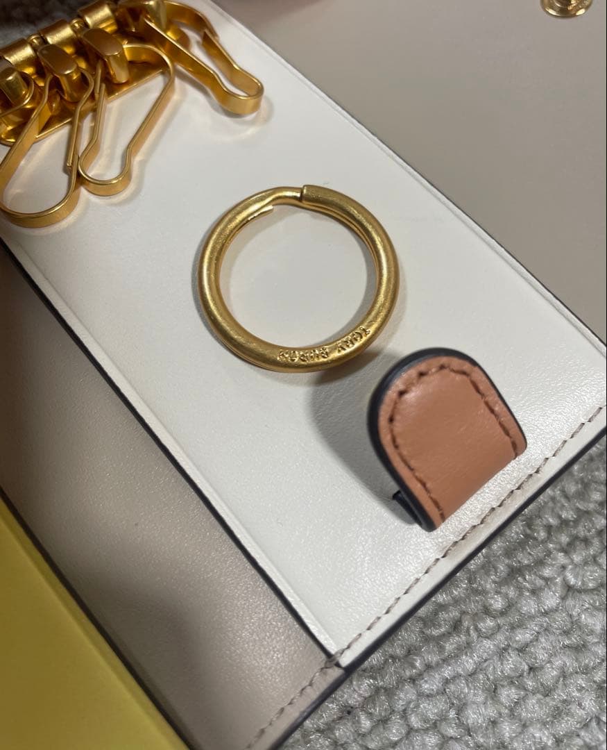 トリーバーチ　Tory Burch キーケース