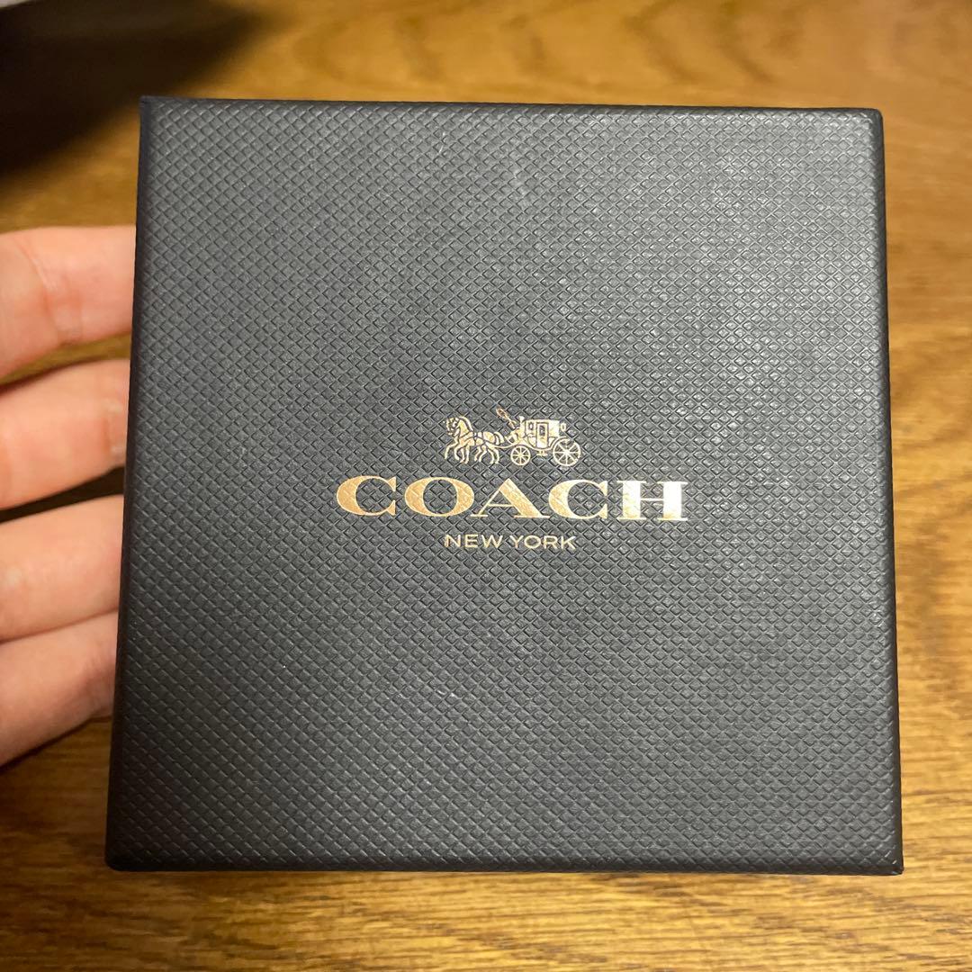 キャプテン　COACH ゴールド ネックレス ストーン付き