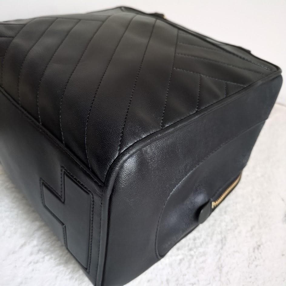 極美品　トリーバーチ　2way　ショルダーバッグ　アレクサ　キルティング　革　黒