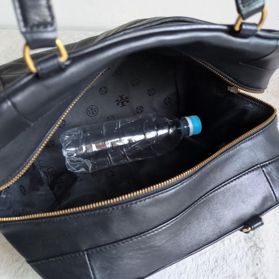 極美品　トリーバーチ　2way　ショルダーバッグ　アレクサ　キルティング　革　黒