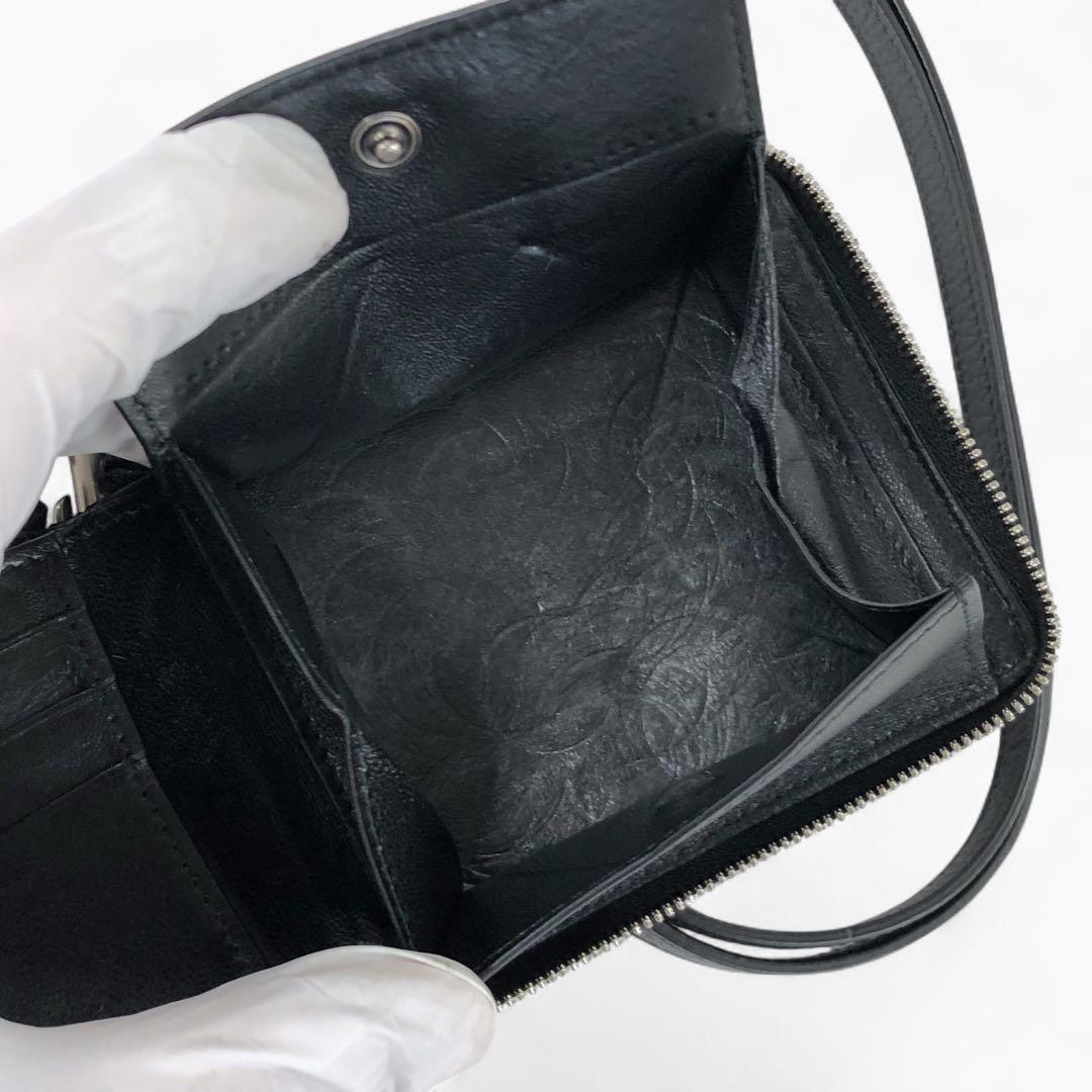 バレンシアガ エッセンシャル スモールウォレット ストラップ付き 財布