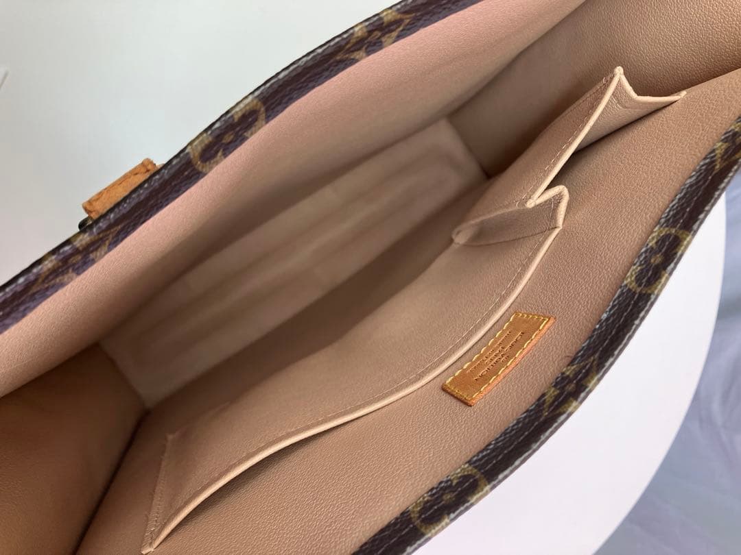 よる　Louis Vuitton モノグラム ビジネスバッグ