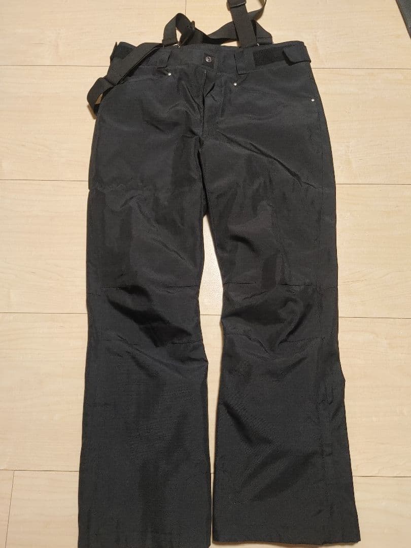 KRSママ ARBNスキーウェアセット ジャケット ブラックパンツ グロー