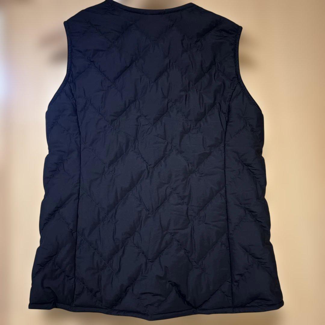 モンベル　スペリオダウン　ラウンドネックベスト Mサイズ