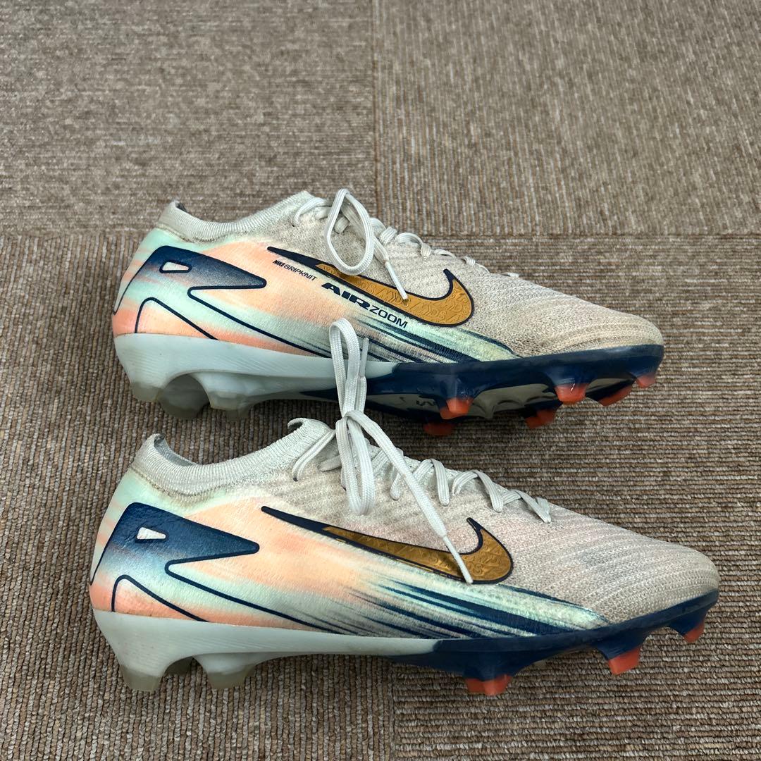 NIKEマーキュリアルcr7モデル　fg 26.5cm