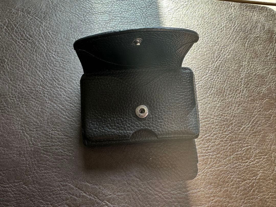 メゾンエスボンド Maison Standards ブラック 三つ折り財布