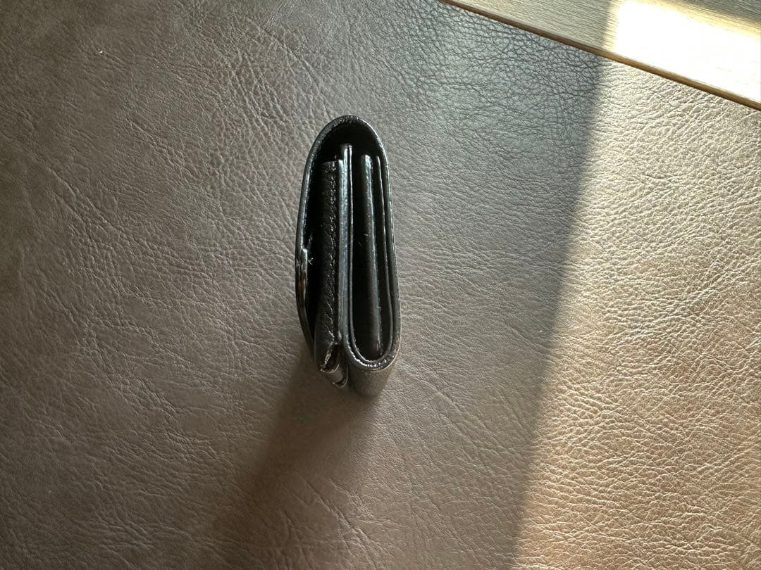 メゾンエスボンド Maison Standards ブラック 三つ折り財布