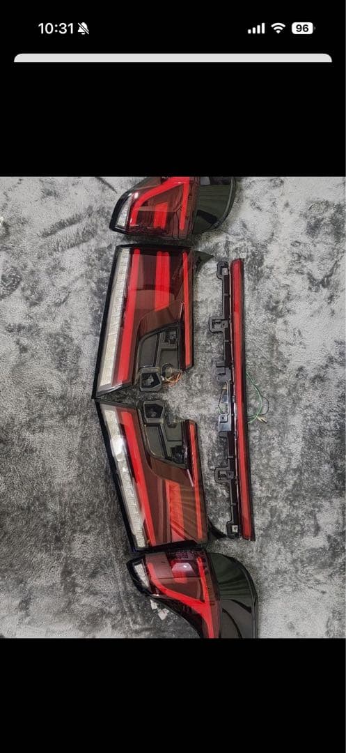 30 VELLFIRE / ALPHARD ファイバーLEDテールランプ