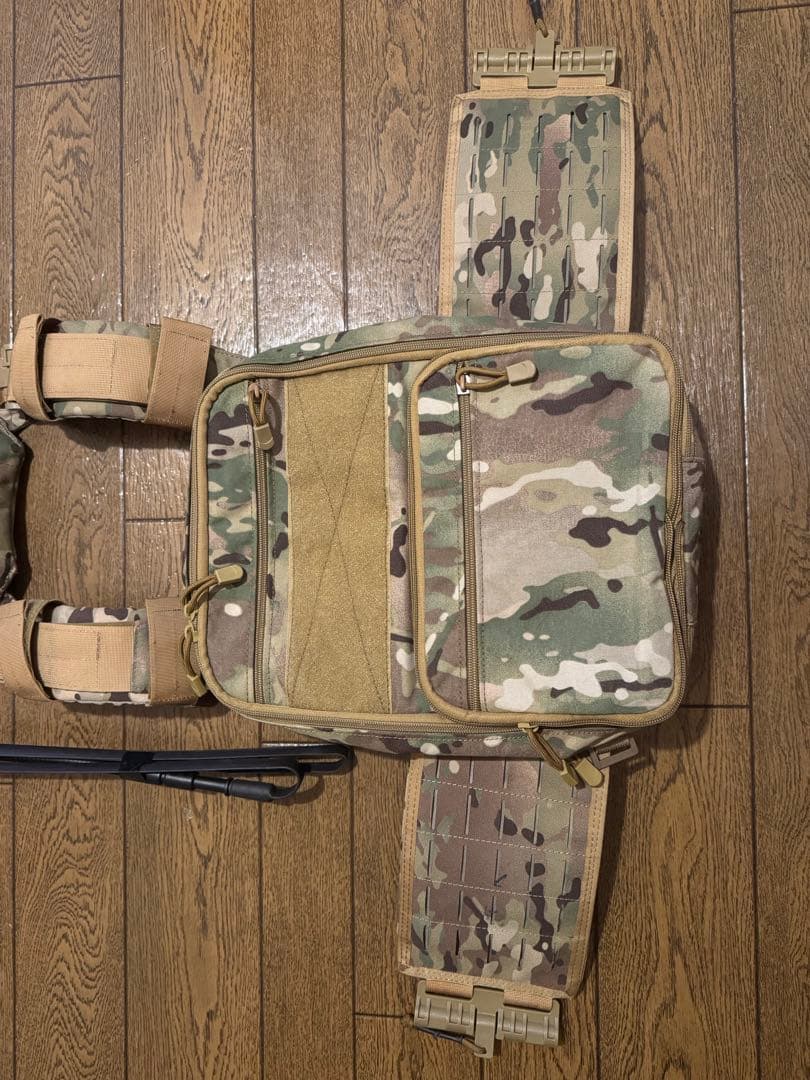 真儀瑠専用　マルチカム プレートキャリア