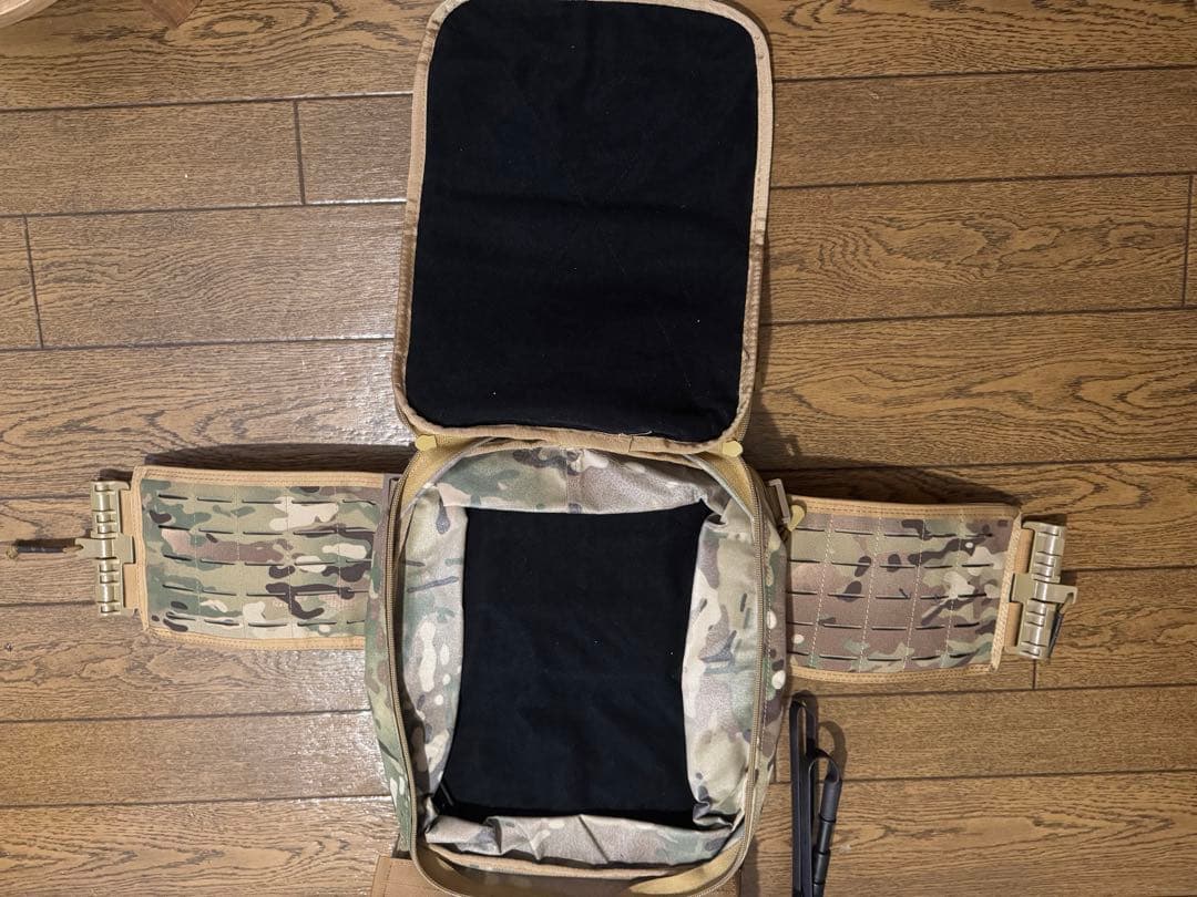 真儀瑠専用　マルチカム プレートキャリア