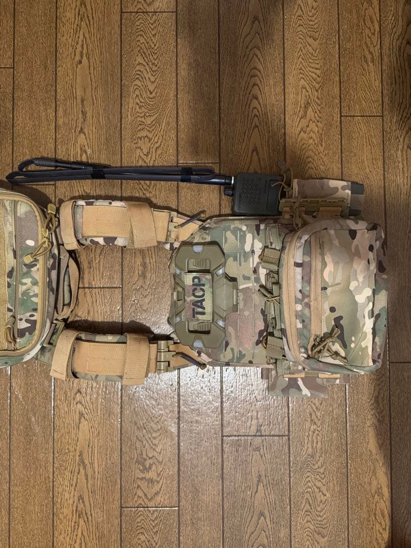 真儀瑠専用　マルチカム プレートキャリア