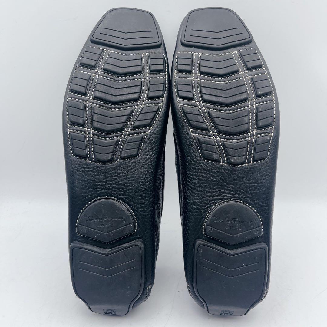 サルヴァトーレフェラガモ ガンチーニ ビット ドライビングローファー シボ革 黒