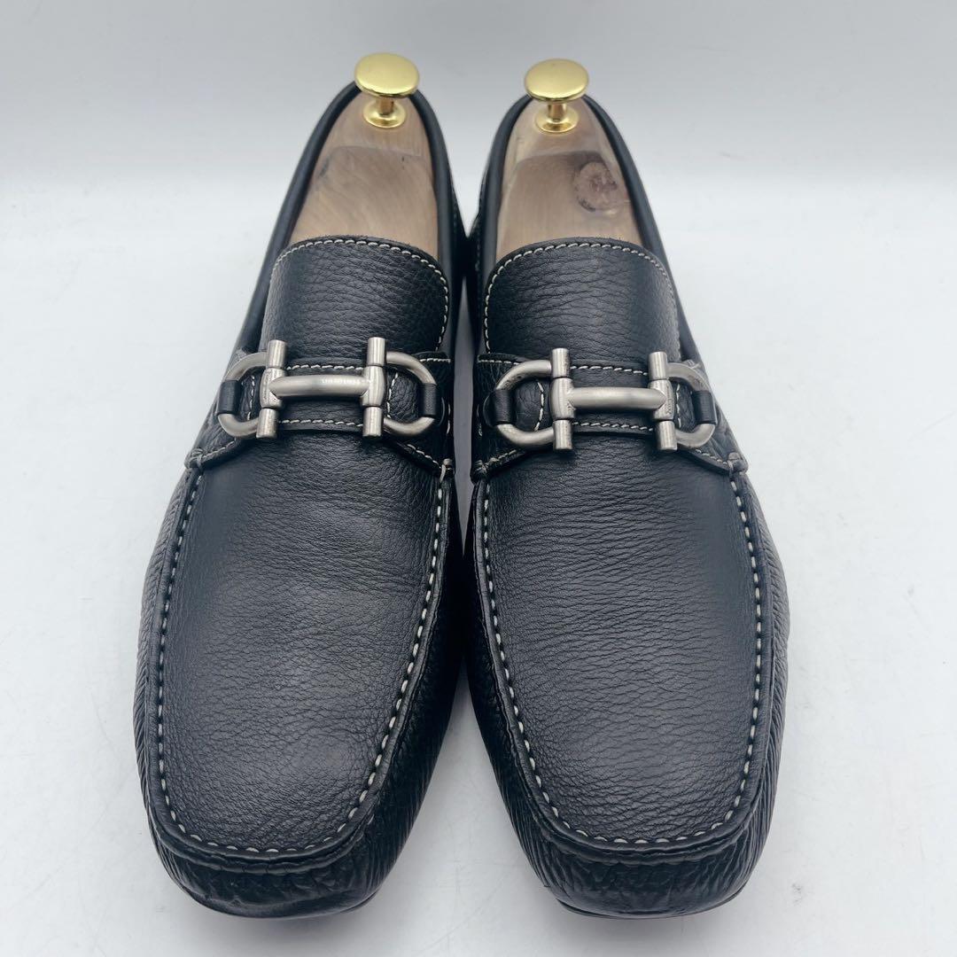 サルヴァトーレフェラガモ ガンチーニ ビット ドライビングローファー シボ革 黒