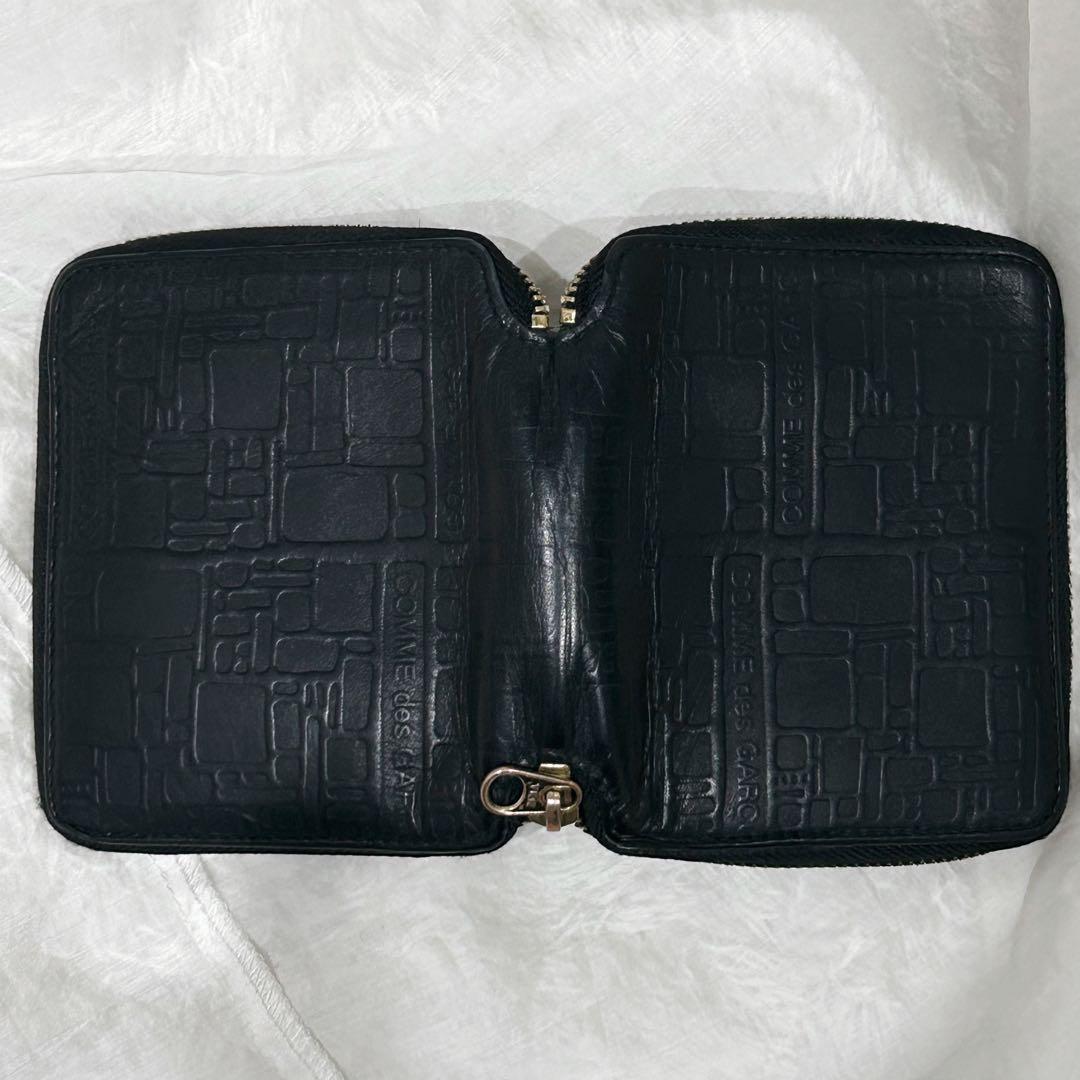 定価3万円 COMME des GARCONS LOGO EMBOSSED