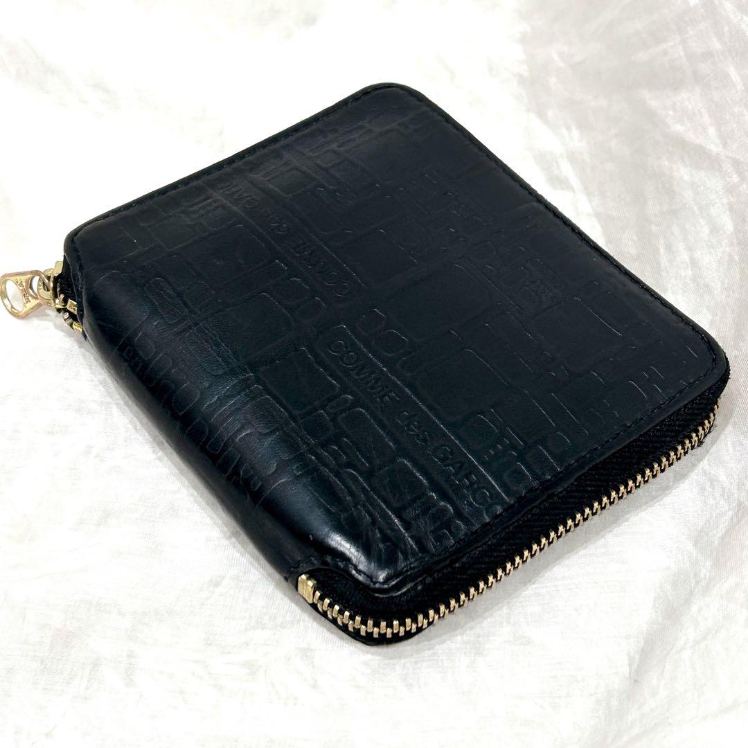 定価3万円 COMME des GARCONS LOGO EMBOSSED