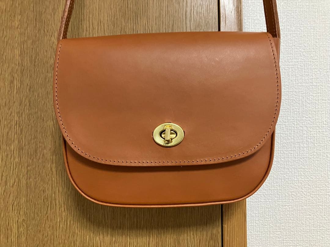 ミミ ベリー MIMI BERRY フランシス ブラウン