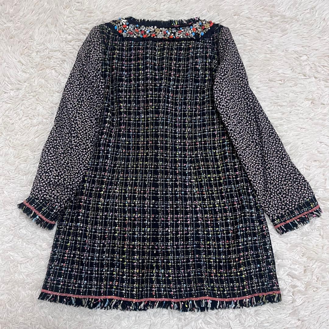 モスキーノチープアンドシック　ツイード　ノーカラー　ロングジャケット