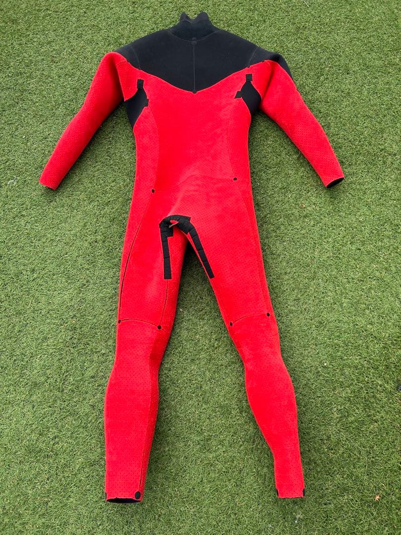 ウェットスーツ セミドライ　5ミリ　裏起毛