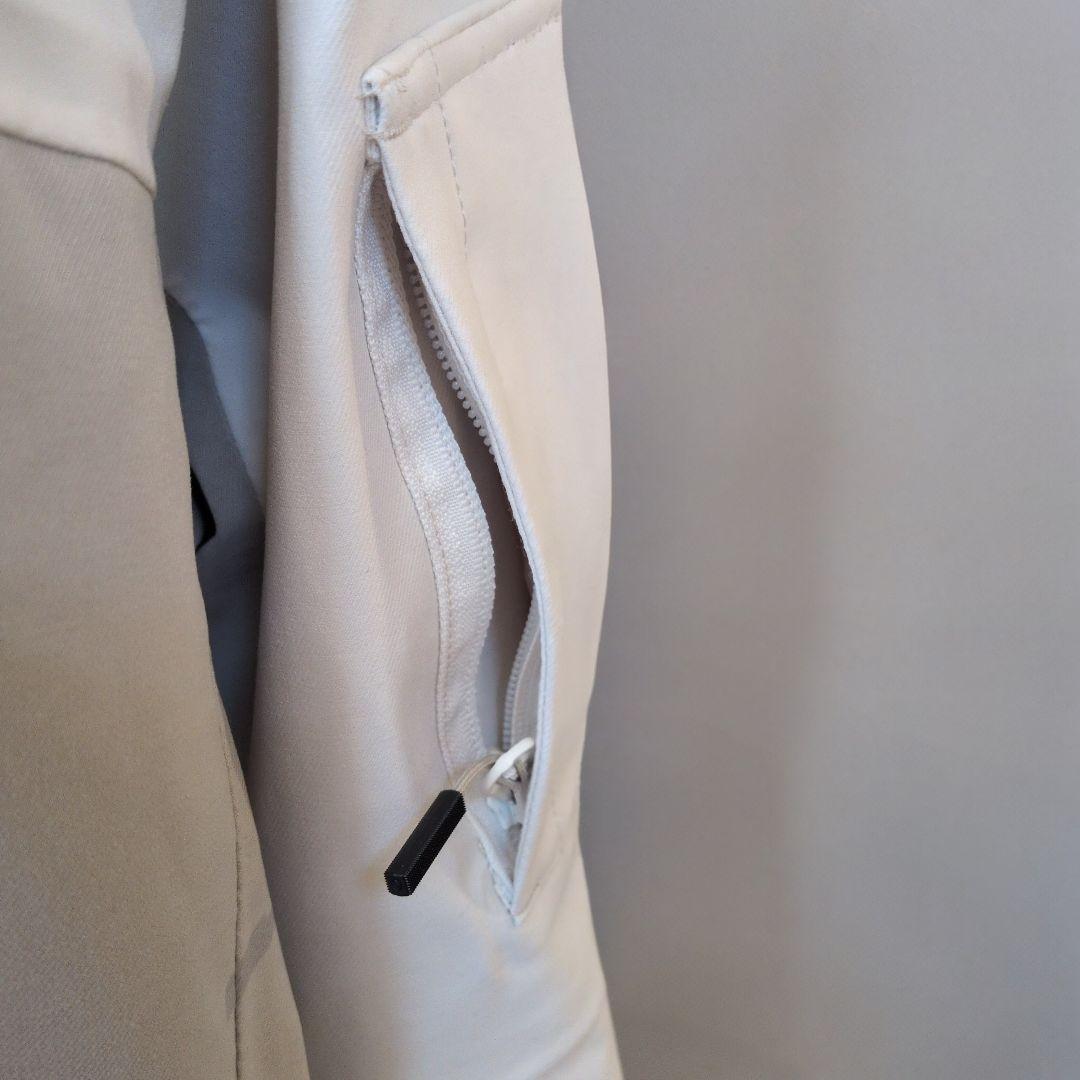 【ICEPEAK・美品】スキー・スノーボードジャケット ベージュ/ホワイト