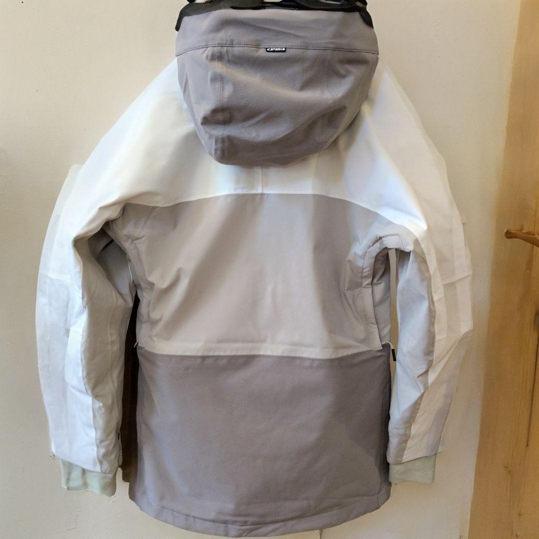 【ICEPEAK・美品】スキー・スノーボードジャケット ベージュ/ホワイト