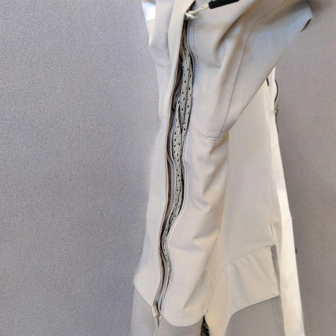 【ICEPEAK・美品】スキー・スノーボードジャケット ベージュ/ホワイト