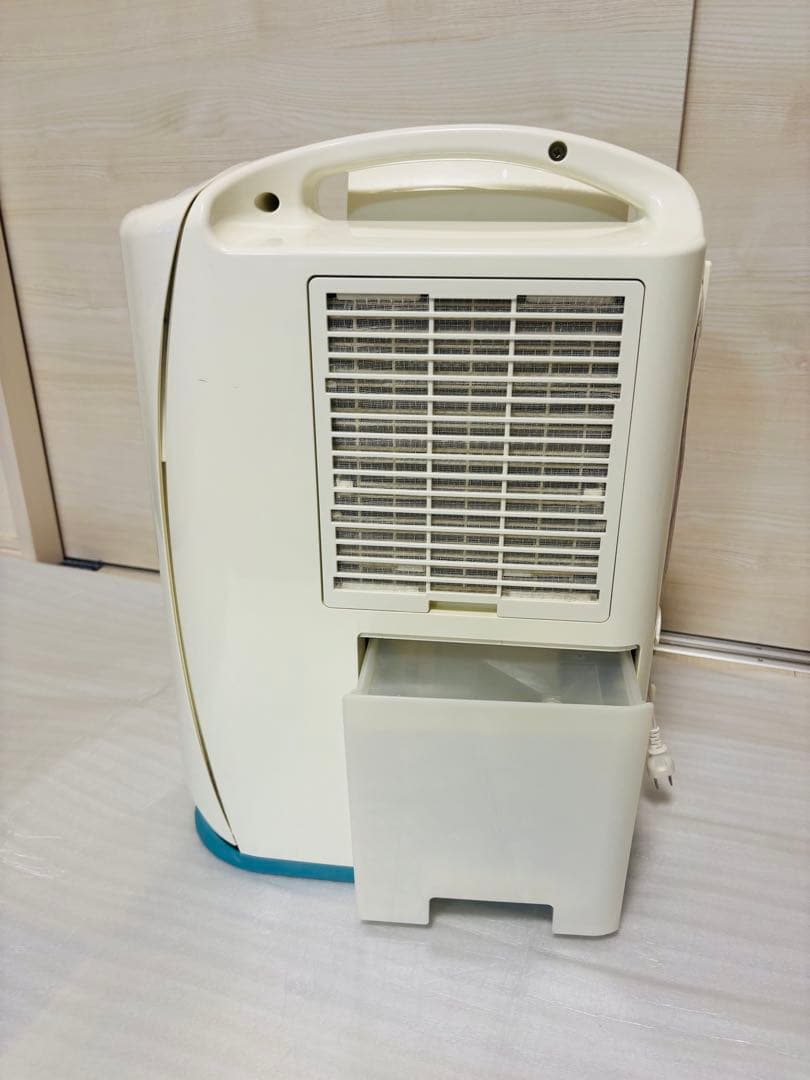 値下げ　美品　コロナ 衣類乾燥除湿機 除湿機　2019年製　送料無料