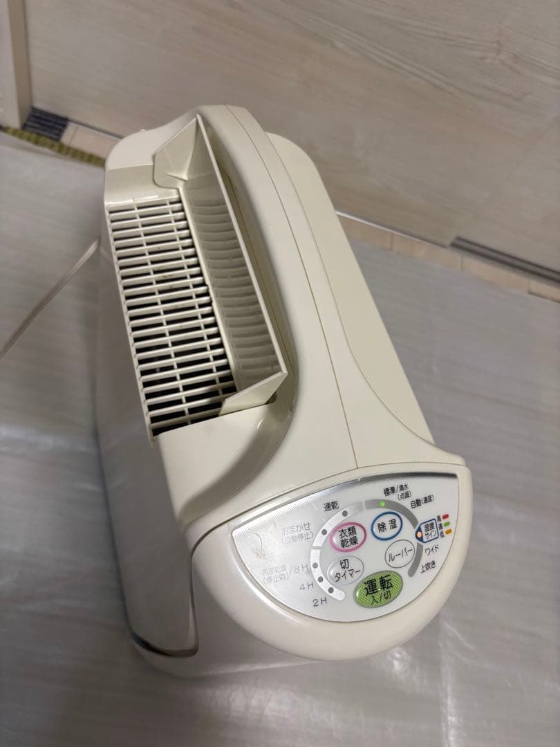 値下げ　美品　コロナ 衣類乾燥除湿機 除湿機　2019年製　送料無料