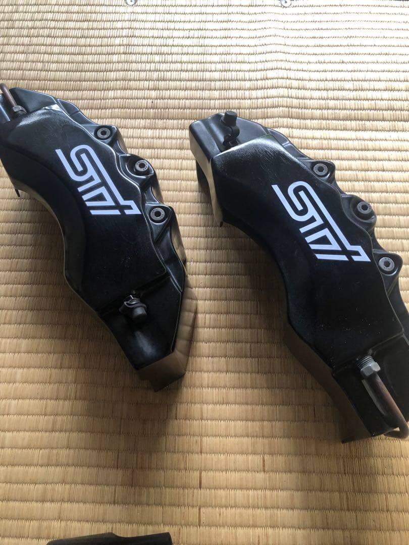 キャリパーブレーキカバー(stiデザイン)