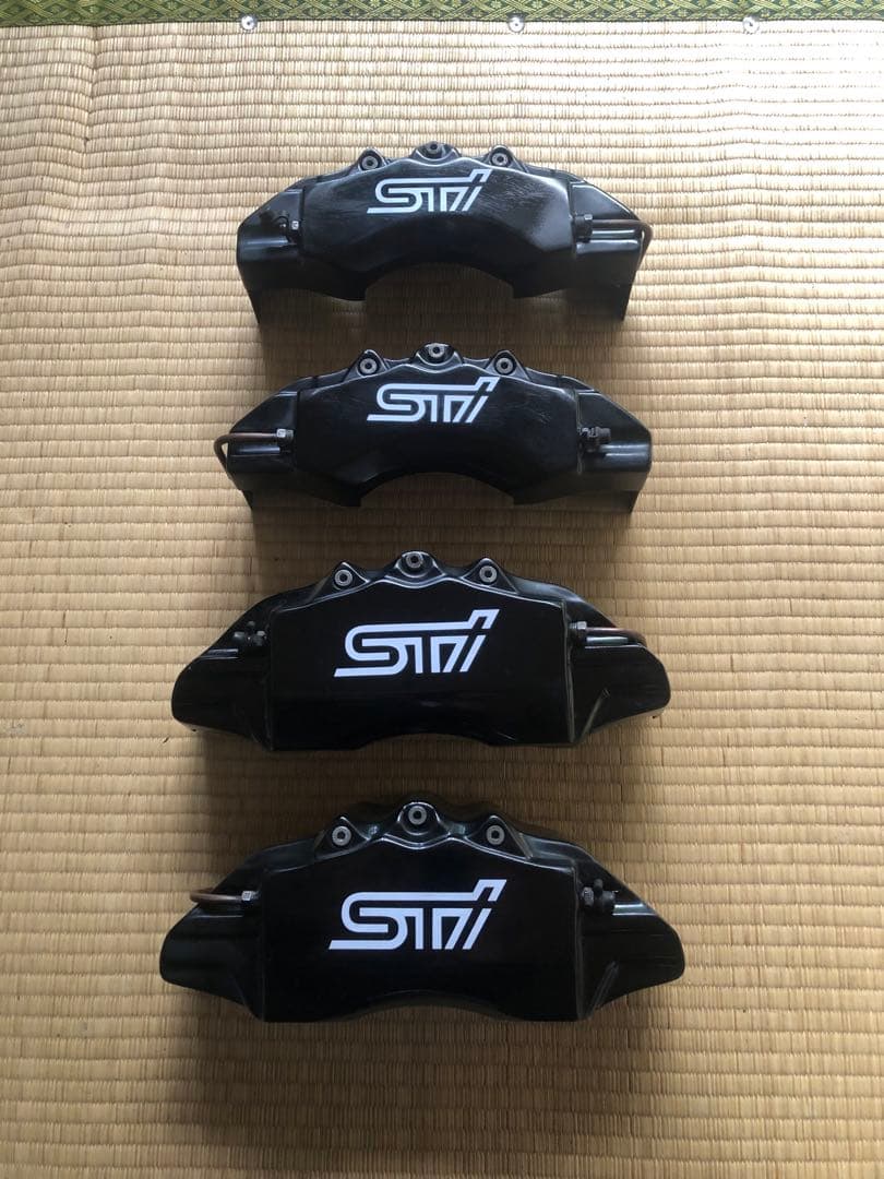 キャリパーブレーキカバー(stiデザイン)