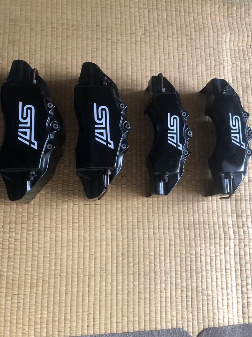 キャリパーブレーキカバー(stiデザイン)