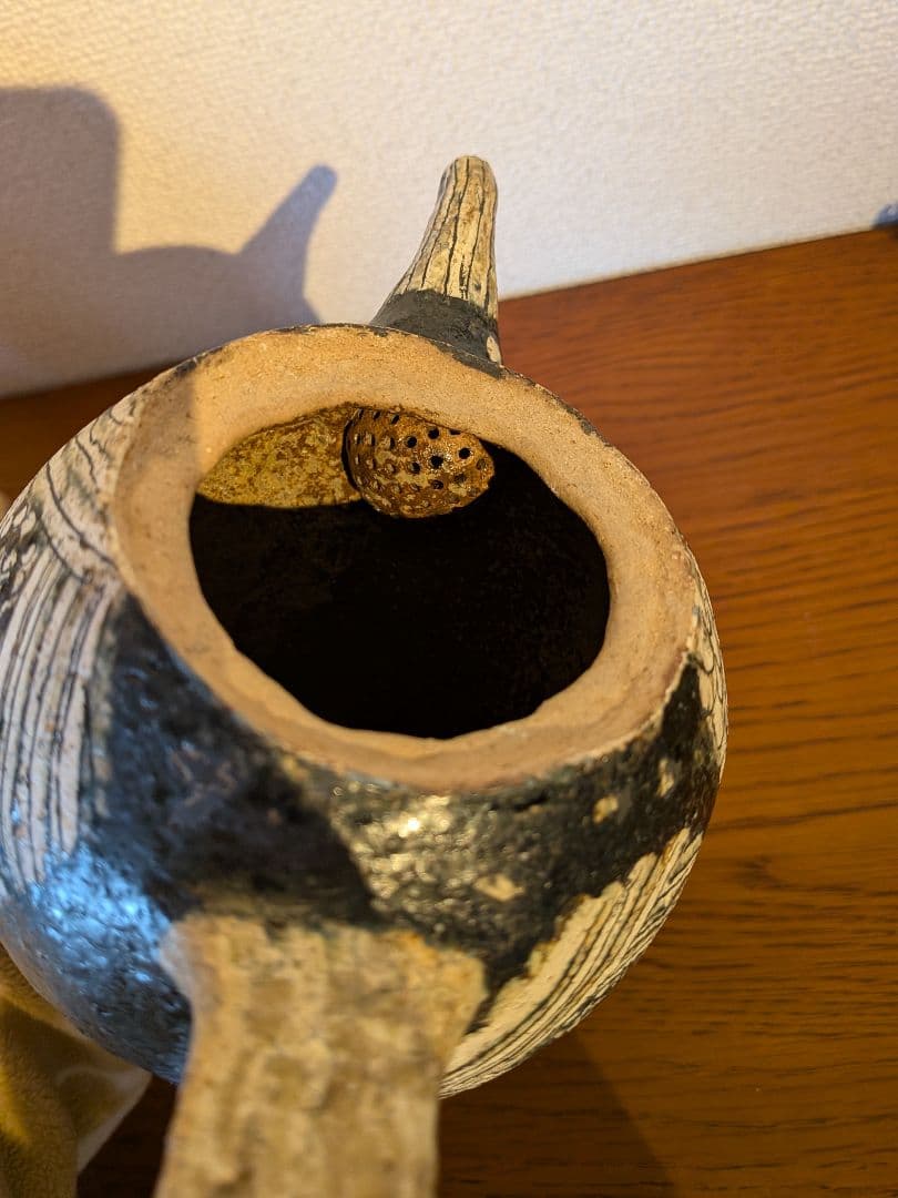 ★最終価格★青木寿美子　ポット　黒　白　モノトーン　花　ちょうちょ　木