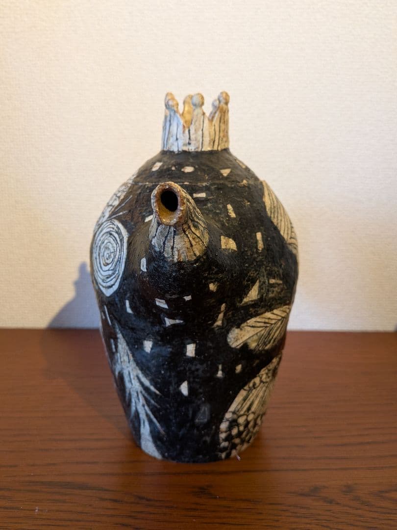 ★最終価格★青木寿美子　ポット　黒　白　モノトーン　花　ちょうちょ　木