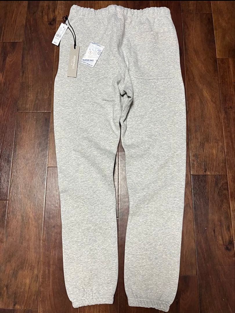 fog essentials スウェットパンツ　グレー　反射フォント　裏起毛