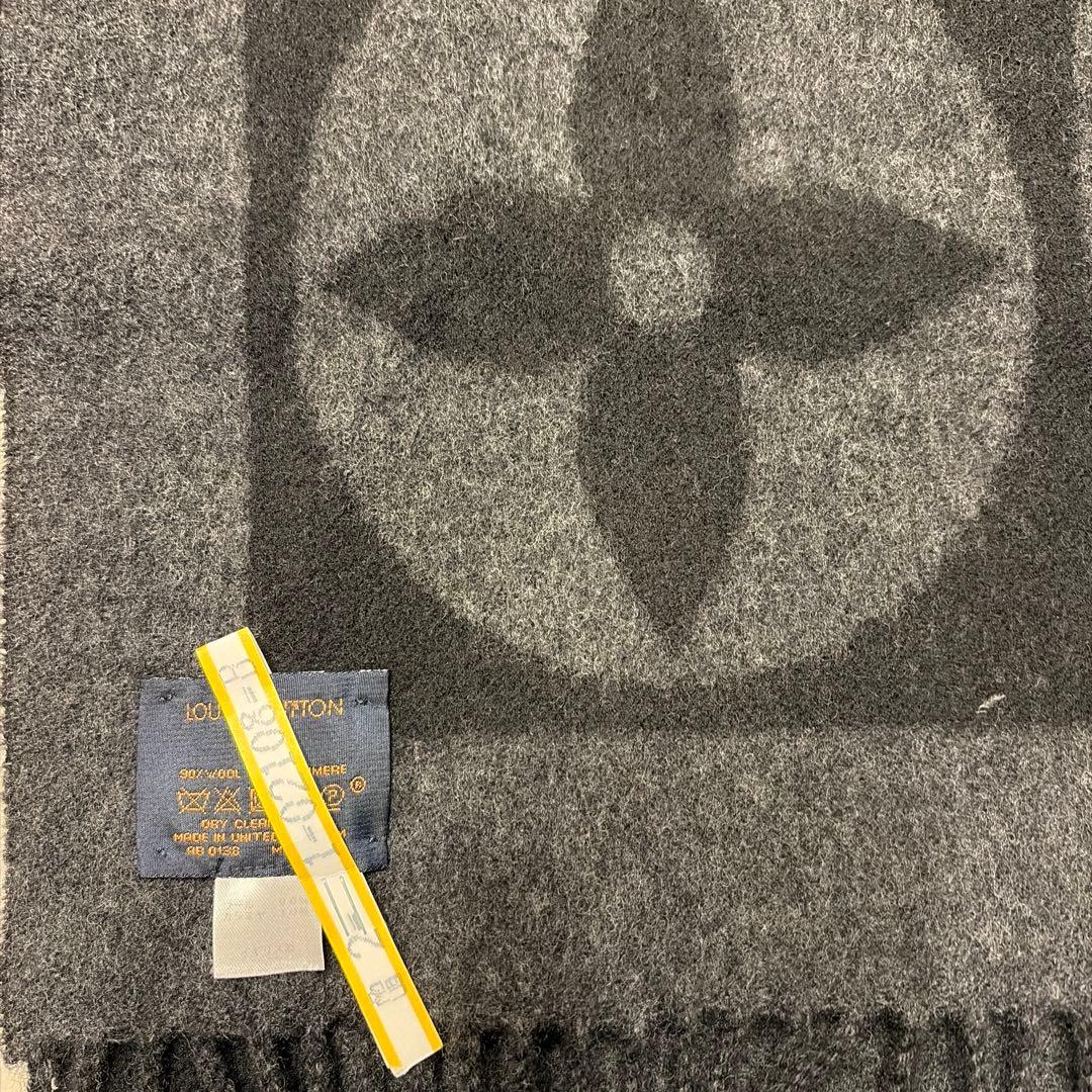 Louis Vuitton ロゴマフラー ブラック/グレー