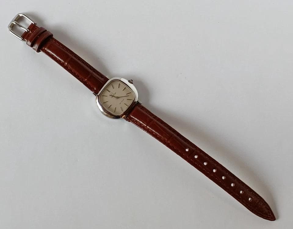 ヴィンテージ オメガ OMEGA デ・ヴィル 手巻き 27mm