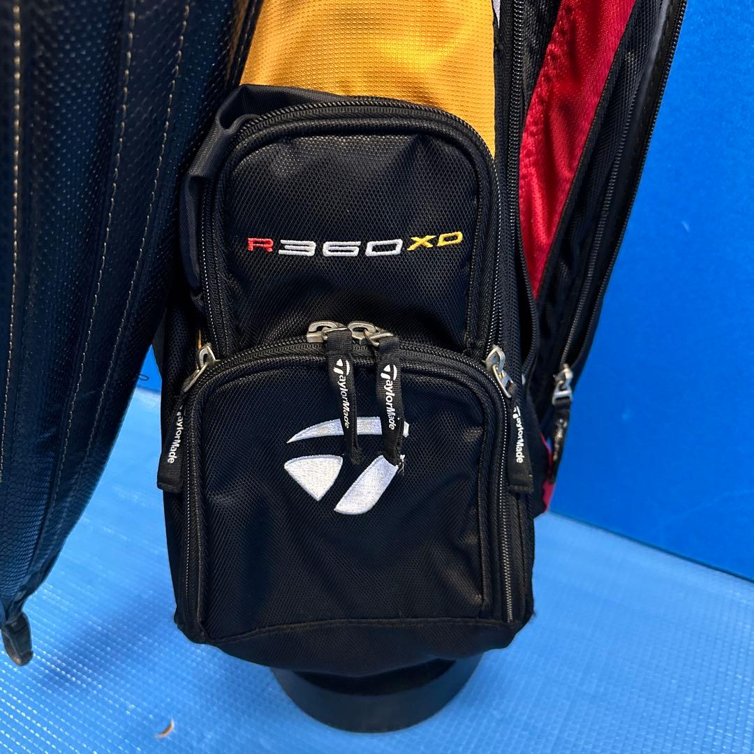 TaylorMadeスタンド式キャディーバッグ