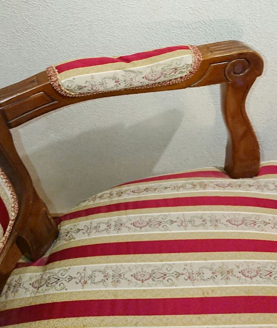 イタリア製 猫脚 アンティーク アームチェア レッドストライプ